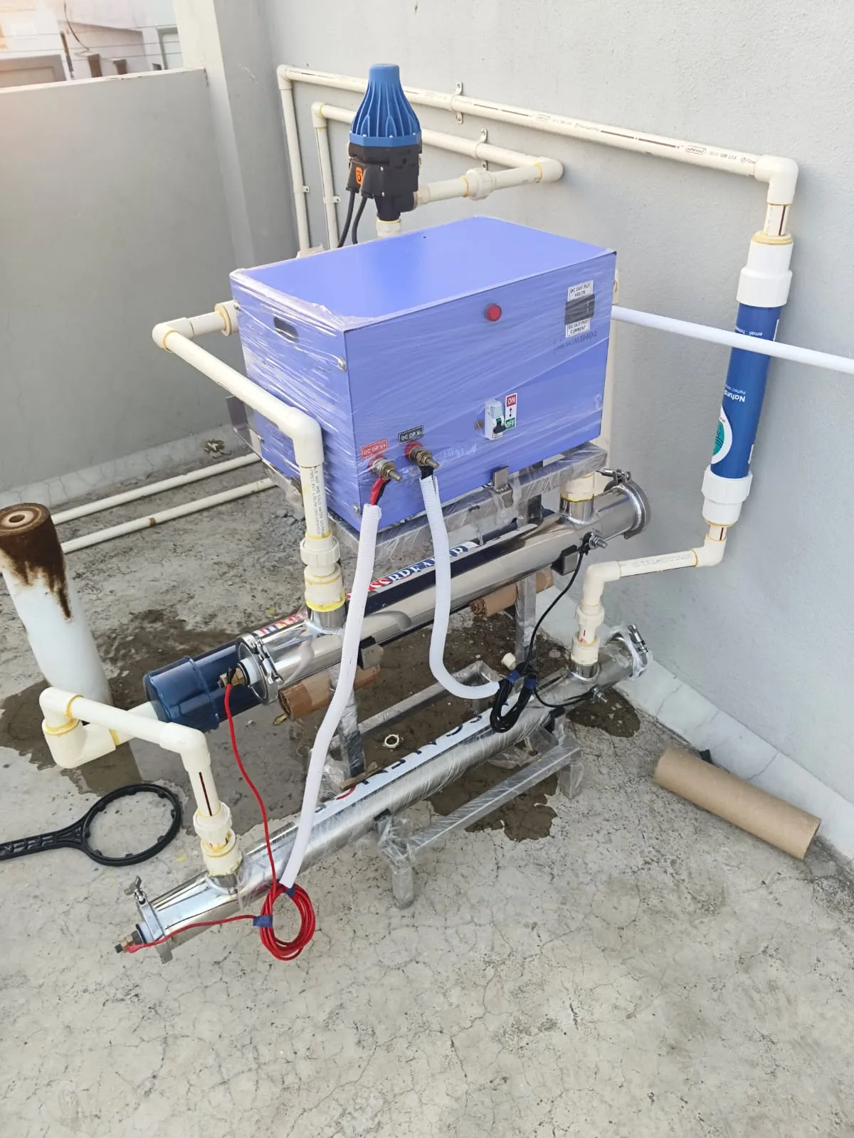 Electronic scale-control system, installed on-site
